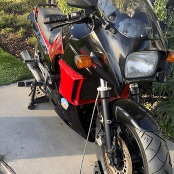 High-Pie - Replica motorcycle used in Top Gun - Themed Cafes Near Me - Oceanside, California