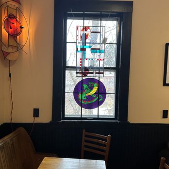 The Maia Papaya - Coffee & Tea Near Me - Bethlehem, New Hampshire