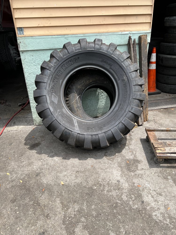 Performance Truck Tires, Naples Roadtrippers