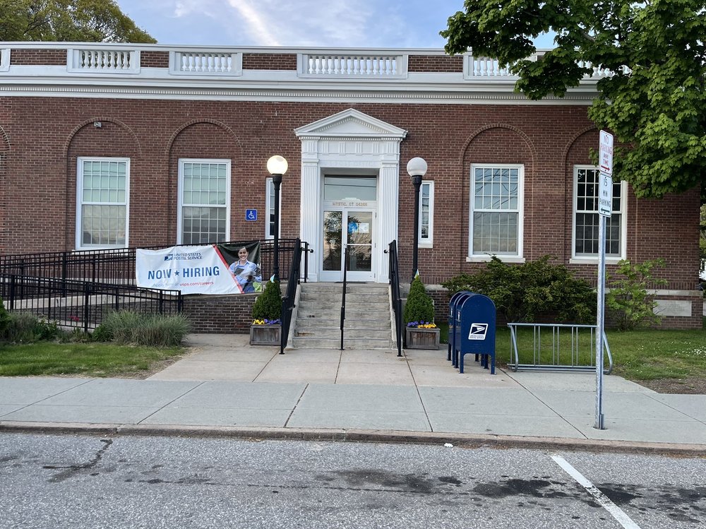 US POST OFFICE Updated September 2024 23 E Main St, Mystic, Connecticut Post Offices
