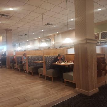Der Dutchman - Dinning Area - Bakeries Near Me - Sarasota, Florida Der Dutchman - Dinning Area - Bakeries Near Me - Sarasota, Florida