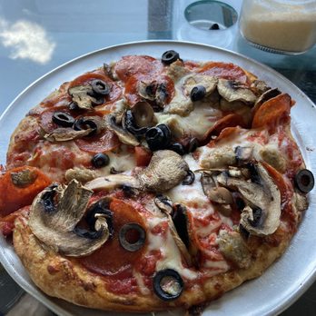 Parmesans Pizzeria - Roma pizza - Pizza Near Me - Reeds Spring, Missouri Parmesans Pizzeria - Roma pizza - Pizza Near Me - Reeds Spring, Missouri