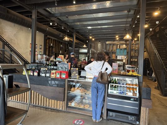 Luce Avenue Coffee Roasters-Garden Oaks by null