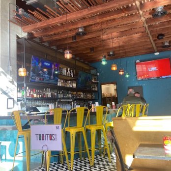 Todos - Inside - Mexican Near Me - Oakland, California