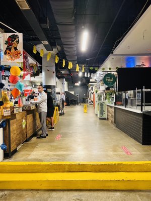 Mount Vernon Marketplace by null