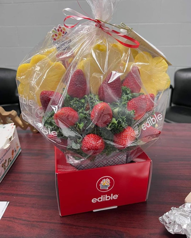 EDIBLE ARRANGEMENTS Updated August 2024 14 Reviews 2416 Elliston