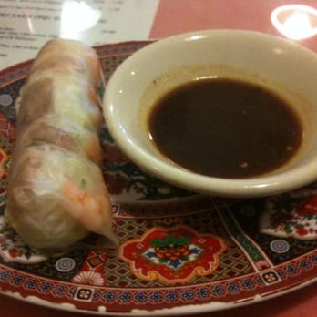 Little Saigon - Spring roll and peanut sauce - Vietnamese Near Me - Harrisburg, Pennsylvania Little Saigon - Spring roll and peanut sauce - Vietnamese Near Me - Harrisburg, Pennsylvania