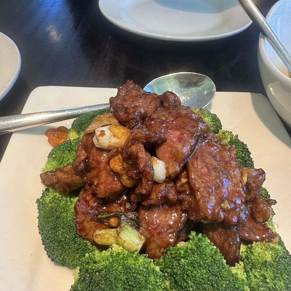 Kwok's Bistro - Beef and broccoli - Chinese Near Me - Reno, Nevada Kwok's Bistro - Beef and broccoli - Chinese Near Me - Reno, Nevada