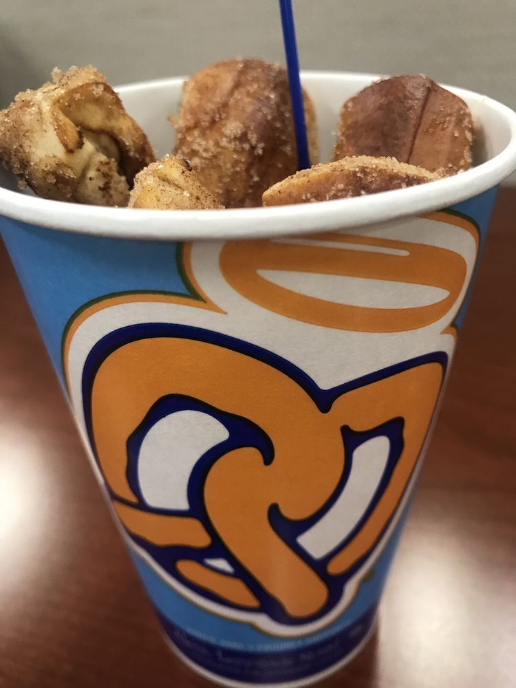 AUNTIE ANNE’S PRETZELS 30 Mall Dr W, Jersey City, New Jersey Pretzels Phone Number Menu