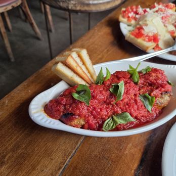 Cibo Rustico Pizzeria - Mama Rosa's Meatballs - Pizza Near Me - Santa Rosa, California
