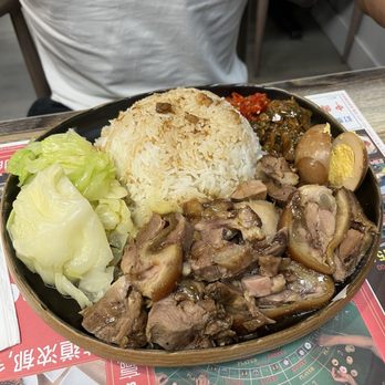Luyixian - Pork elbow rice - Shanghainese Near Me - Alhambra, California Luyixian - Pork elbow rice - Shanghainese Near Me - Alhambra, California