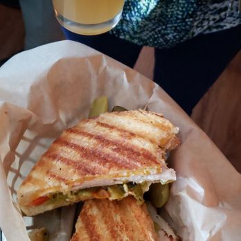 Boese Brothers Brewery - Chicken green chile melt - Brewpubs Near Me - Los Alamos, New Mexico Boese Brothers Brewery - Chicken green chile melt - Brewpubs Near Me - Los Alamos, New Mexico