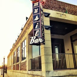A And R Music Bar 33 Reviews Music Venues 391 Neil Ave Columbus Oh Phone Number Yelp