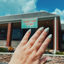 Golden Nails & Spa