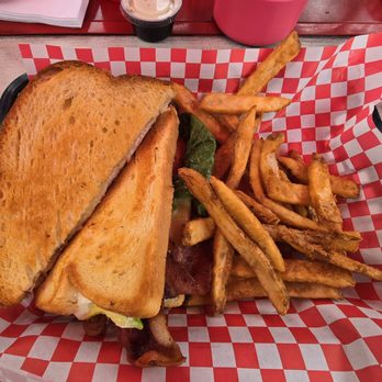 Little Fork in the Road Cafe - BLT & fries. - Cafes Near Me - Greer, Arizona Little Fork in the Road Cafe - BLT & fries. - Cafes Near Me - Greer, Arizona