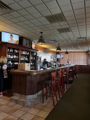 Vic's Italian Restaurant by null