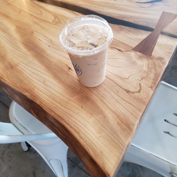Grace Coffee - Vanilla caramel iced coffee - Cafes Near Me - Sun Prairie, Wisconsin