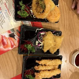 Veggie, king oyster mushroom, & shrimp tempura Veggie, king oyster mushroom, & shrimp tempura