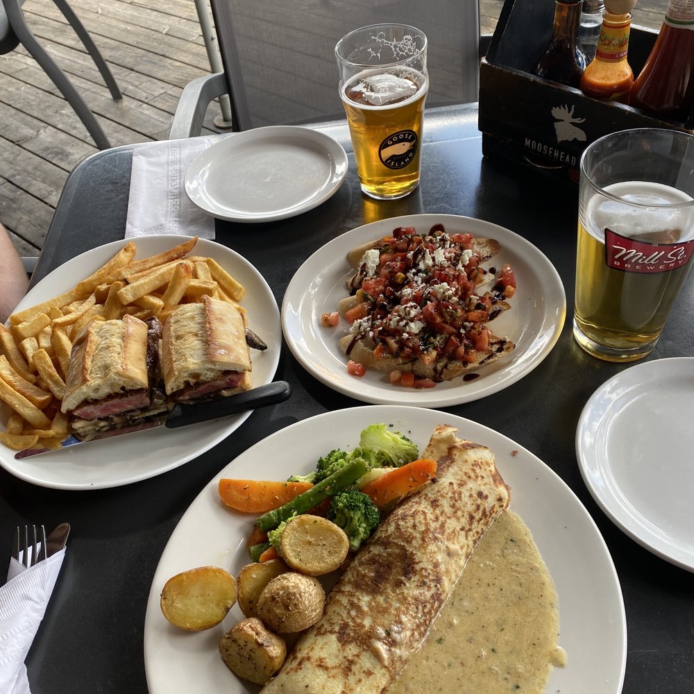 Kelly's Landing - Seafood boxty, steak sandwich, bruschetta, and beers - Canadian (New) Near Me - Manotick, Ontario