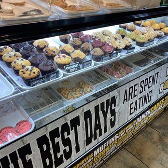 Pantano's Doz Bagels - Breakfast & Brunch Near Me - Freeport, New York