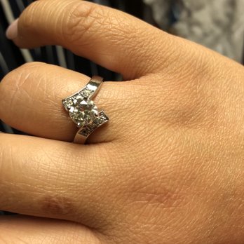 Fast Fix - 1.3 carat VS1 brilliant diamond bypass ring - Jewelry Near Me - Victorville, California Fast Fix - 1.3 carat VS1 brilliant diamond bypass ring - Jewelry Near Me - Victorville, California
