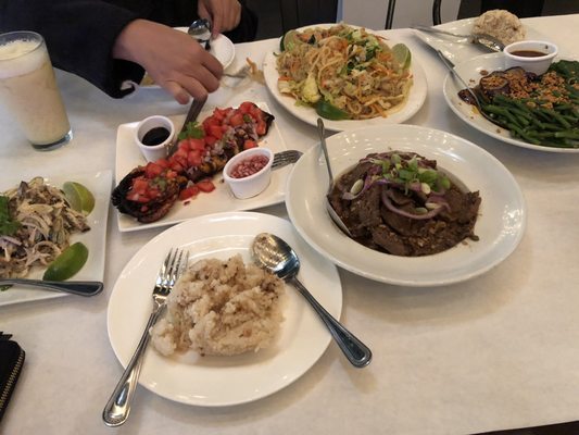 The Noypitz Bar & Grill by null