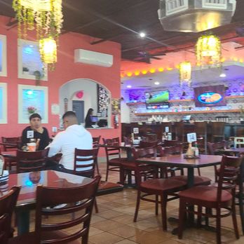 Pupuseria Las Rosas - Salvadoran Near Me - Houston, Texas Pupuseria Las Rosas - Salvadoran Near Me - Houston, Texas