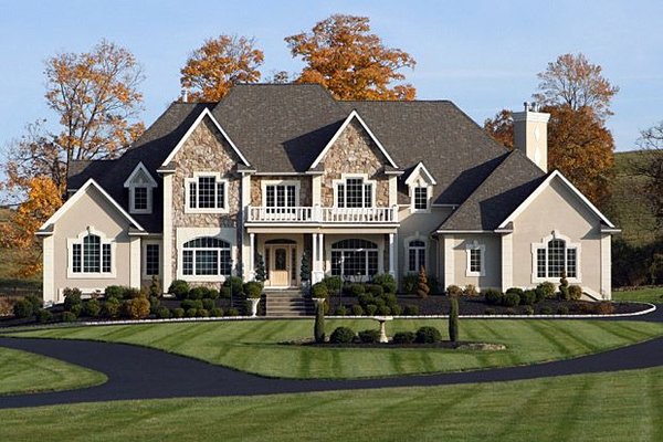 Asphalt Shingle Roof Replacement - Here's an couple roofing project we have done. This asphalt shingle roof is about 4,500 square feet each ones. We completed the project approximately in a couple days. Call us now.