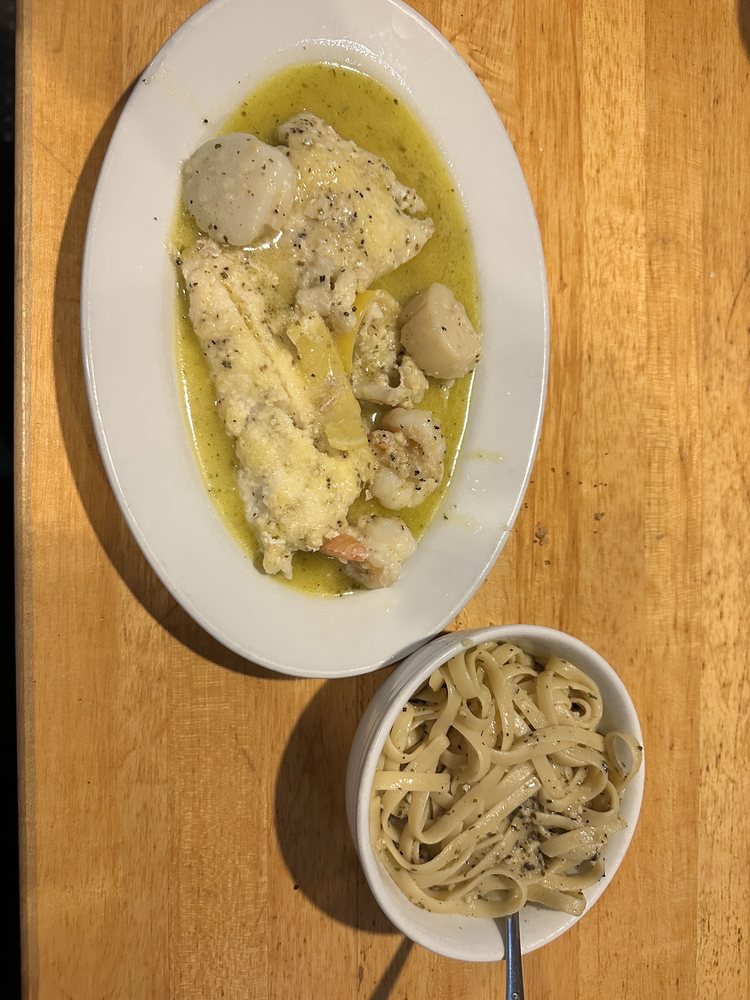 Food from Rose's Old World Restaurant & Pizzeria