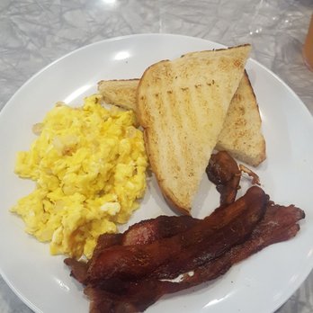 Delaney's Diner - $4.99 breakfast. Yummmmm!! - Breakfast & Brunch Near Me - Westerville, Ohio