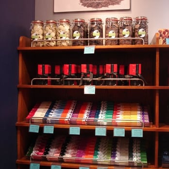 Montezuma's Chocolates - Wall of Chocolate Bars - Chocolatiers & Shops Near Me - London, XGL Montezuma's Chocolates - Wall of Chocolate Bars - Chocolatiers & Shops Near Me - London, XGL
