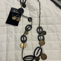 Bear Necessities - Long necklace and earrings by Renee