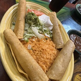 El Paso | Mexican Restaurant - Flautas - Mexican Near Me - Woodbridge, Virginia El Paso | Mexican Restaurant - Flautas - Mexican Near Me - Woodbridge, Virginia