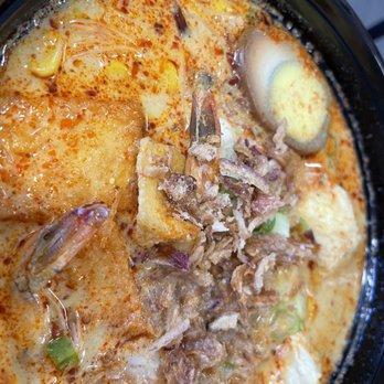 Borneo Eatery - Vermicelli Shrimp Laksa - Indonesian Near Me - Alhambra, California Borneo Eatery - Vermicelli Shrimp Laksa - Indonesian Near Me - Alhambra, California