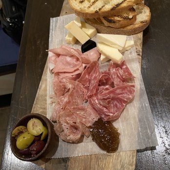 Da Pepo - Italian Near Me - Montclair, New Jersey