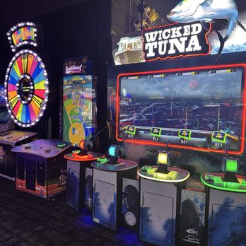 Dave & Buster's Roseville - Arcades Near Me - Roseville, California