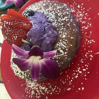Guieb Cafe - Ube pancake - New American Near Me - Aiea, Hawaii