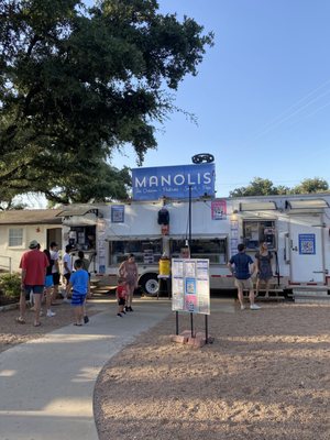 Manolis Ice Cream, Pops, Sorbet & More by null