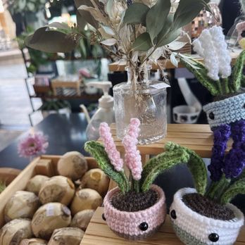 Bloomsgiving - Cute lil goods to purchase! - Florists Near Me - Mountain View, California Bloomsgiving - Cute lil goods to purchase! - Florists Near Me - Mountain View, California