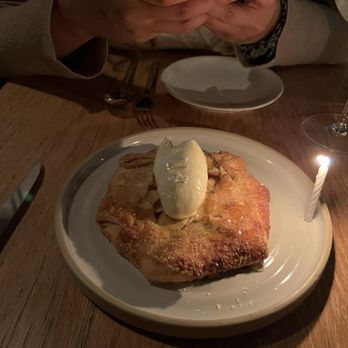 Lilia - Apple dessert - Italian Near Me - Brooklyn, New York Lilia - Apple dessert - Italian Near Me - Brooklyn, New York