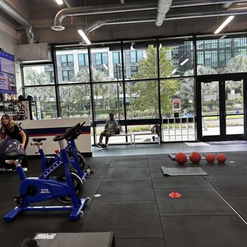 F45 Trainning - Tampa Heights - Main space but exterior view - Interval Training Gyms Near Me - Tampa, Florida F45 Trainning - Tampa Heights - Main space but exterior view - Interval Training Gyms Near Me - Tampa, Florida