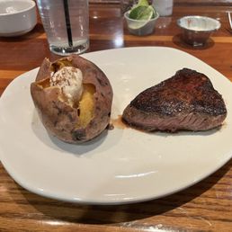 6 oz sirloin entree w sweet potato 6 oz sirloin entree w sweet potato