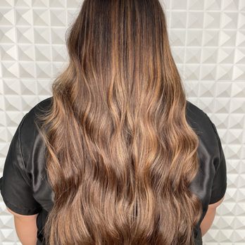 Andrea Bravo Salon - Natural Balayage - Hair Salons Near Me - South Gate, California Andrea Bravo Salon - Natural Balayage - Hair Salons Near Me - South Gate, California