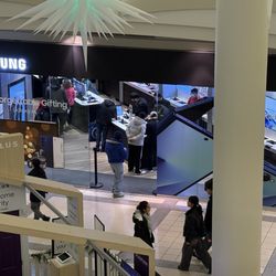 Samsung Store - Snapshot from level 3.