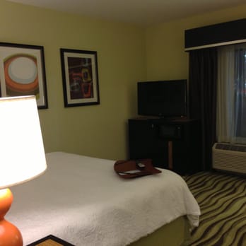Hampton Inn Knoxville/Clinton I-75 - Hotels Near Me - Clinton, Tennessee