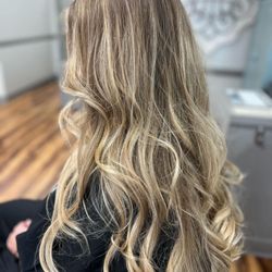 Mane Envy Salon 