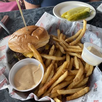 Bubba's 33 - Pizza Near Me - Clarksville, Indiana