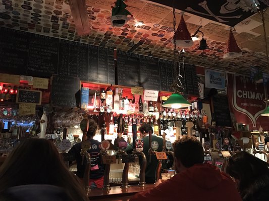 Il Santo Bevitore craft pub by null