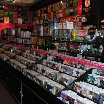 Newbury Comics - Books, Mags, Music & Video Near Me - Cambridge, Massachusetts