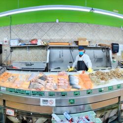 New York Mart - Seafood Area